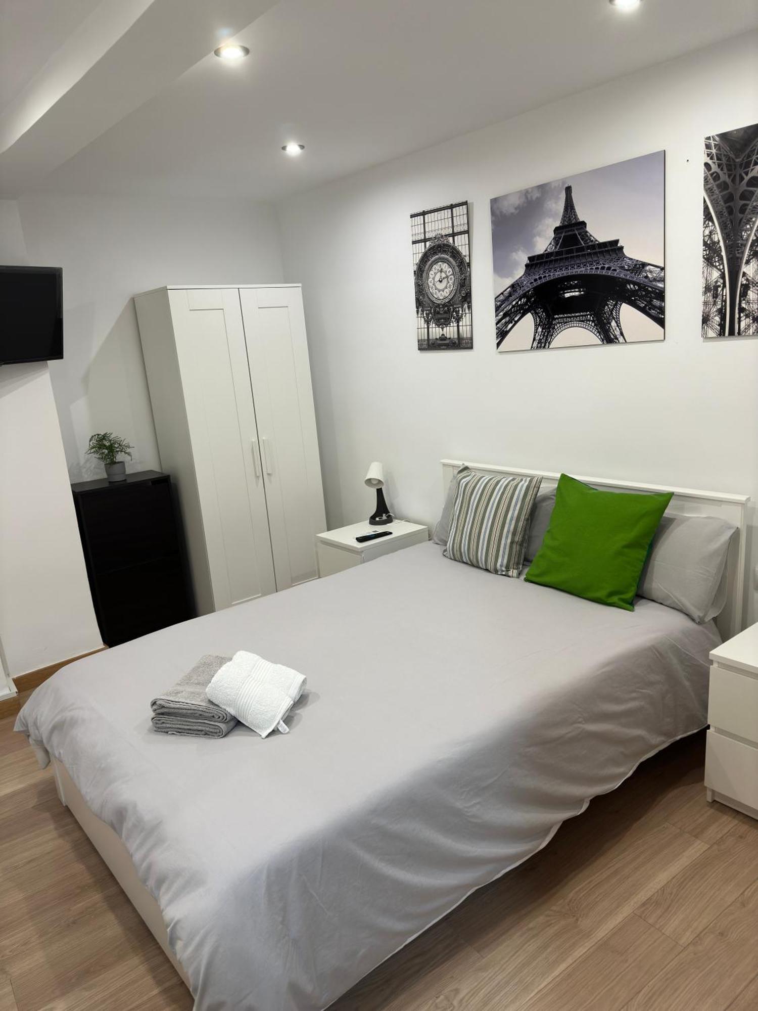 Manrique Rooms Малага Екстер'єр фото